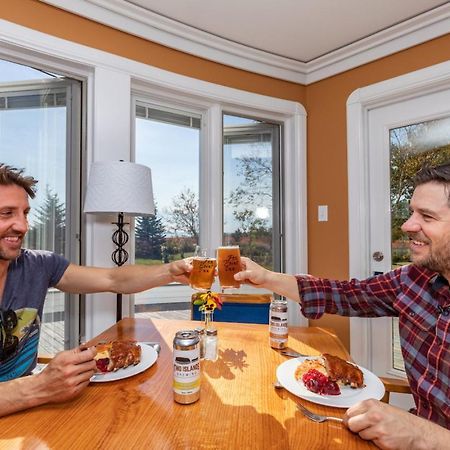 Fox Point Inn Parrsboro 外观 照片