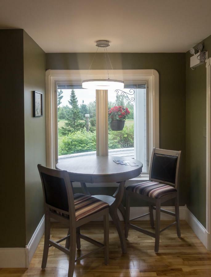 Fox Point Inn Parrsboro 外观 照片