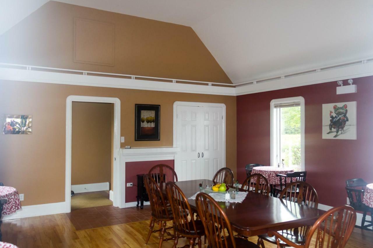 Fox Point Inn Parrsboro 外观 照片