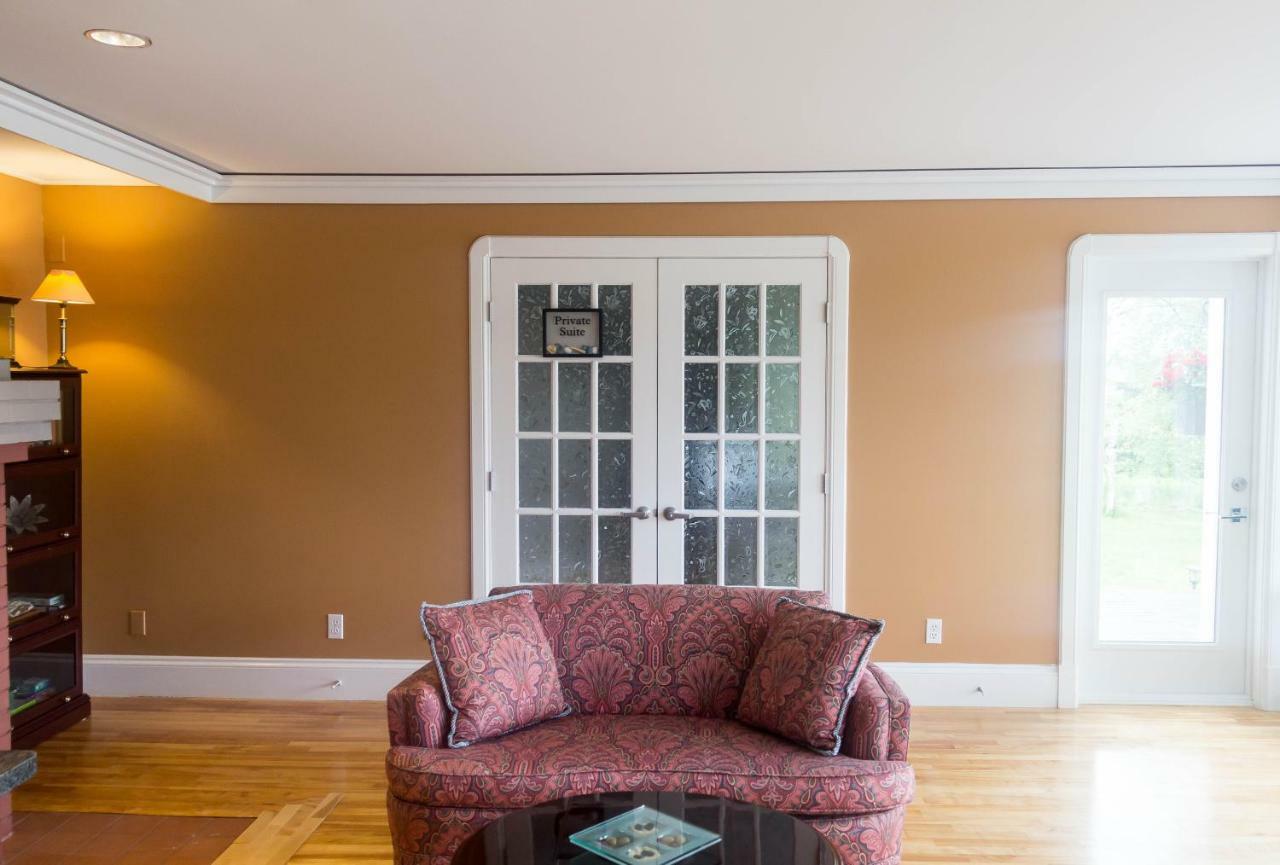 Fox Point Inn Parrsboro 外观 照片